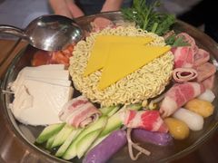 -恩你小木屋·韩式料理(假日广场店)