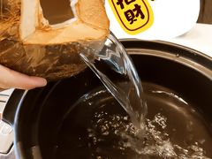 -东椰·海南椰子鸡火锅(朝阳门店)