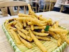 -江城燕子大排档(江汉路步行街店)