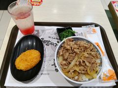 -吉野家(长沙五一广场IFS店)