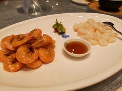清炒虾仁拼元宝虾-望乡楼上海菜(日月光店)