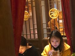 -小龙坎火锅(湖滨银泰in77店)