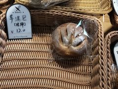 -玥儿弯弯手作烘焙(中海国际社区御城店)