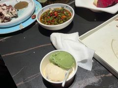 -雍容荟帝王蟹活龙虾展台自助(IFS黑金店)