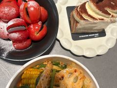 -W COLLECTIVE  DESSERT SHOP