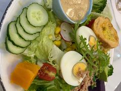 -丽莎沙拉轻食餐厅(国贸店)