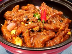 芝士年糕配紫金凤爪-红菜坊·烤鸭·川鲁宴(石园店)