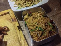 -东口码头·烧鸽子·鱼头泡饼·地方菜(金鹰悦城店)