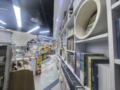 -新华书店(虹悦城店)