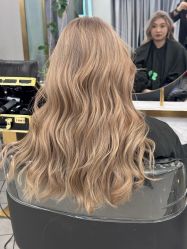 点击看大图 -八佰伴8008星级形象店