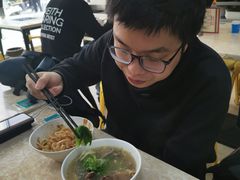 -华威达牛庄(黄埔大道西店)