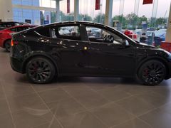 -TESLA 特斯拉(北京南四环中路特斯拉中心)