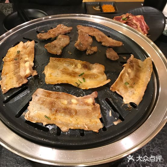 幸福的五花肉