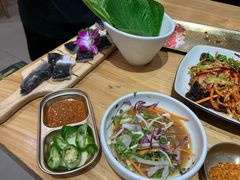 -青瓦餐厅·生鱼片·韩园烤肉(西塔店)