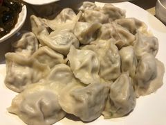 -岳姥姥饺子(泺文路店)