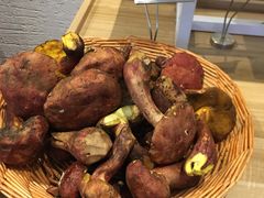 -黔蘑菇四季餐厅(观山湖店)