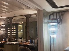 -浅深(世茂滨江精品店)