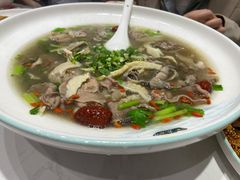 -犇逸·乐山跷脚牛肉·四川现炒(览海店)