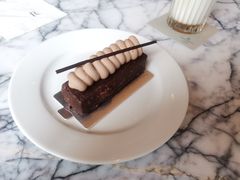 巧克力榛子脆蛋糕-怡廊(上海漕河泾万丽酒店)