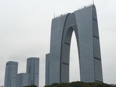 -苏州金鸡湖中茵皇冠假日酒店