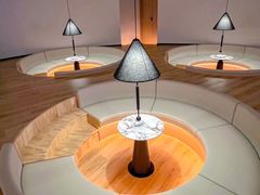 -涨巢·潮玩水疗局