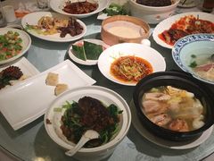 -品悦酒店(三林古镇店)