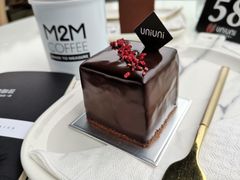 覆盆子黑森林-UNI UNI(环亚凯瑟琳店)