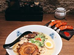 博多拉面-雷神拉面(财富中心玉米楼店)