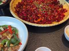 -万重锦·人文川菜馆(骡马市店)