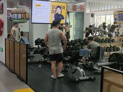 -超鹿运动(五四路恒力城店)