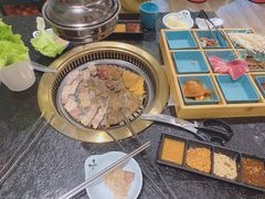 -烤路里·韩国品质自助烤肉(石路天虹4号店)