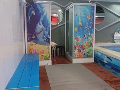 -小蓝鲸游泳培训基地(积水潭店)