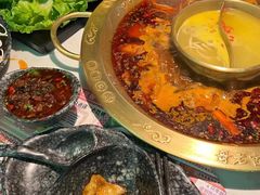 -哥老官重庆美蛙鱼头(圆融广场店)