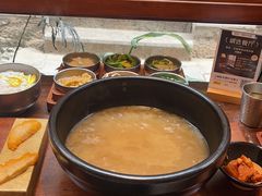 -银米·云南传统过桥米线(双廊黑金冠店)