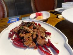 天然椒香嫩牛肉-HOME餐厅粤菜 融合菜