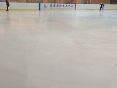 -陈露国际冰上中心(天津嘉里汇店)