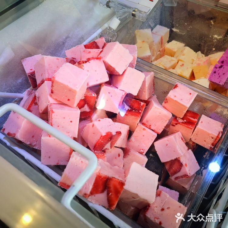 冰冻酸奶与甜蜜回忆