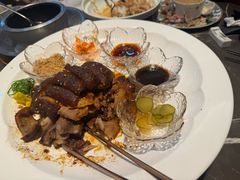 -海派悦庭·海胆烧麦·新融合菜(凯德广场店)