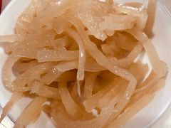 免费小咸菜-牛老五羊杂汤(广阳区总店)