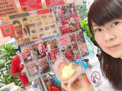 -詹爷爷乌节路街头冰淇淋