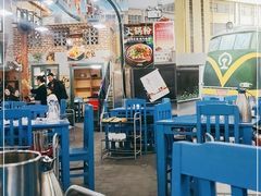 大堂-马路边边麻辣烫串串火锅(体育西路店)