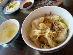 -笑来喜馄饨小笼工坊(通扬路店)