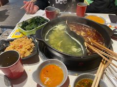 -钢管厂五区小郡肝串串香火锅(梅川路店)