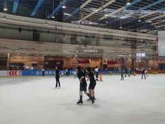-冠军冰场(环球中心店)