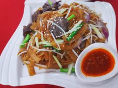 广式炒牛河-鼎珑点心仔(燕塘店)