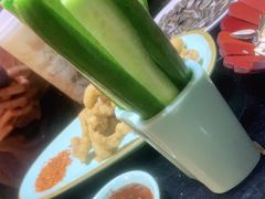 乳瓜蘸酱-江边城外烤全鱼(龙德广场店)
