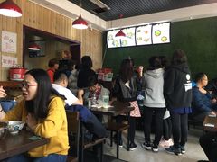 -内蒙焖面大盆骨餐馆(山大路店)