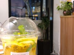 百香果柠檬苏打-WOW coffee