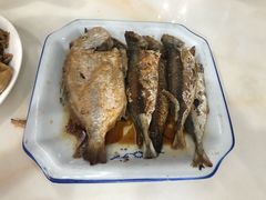 香煎杂鱼-福龙私房菜·客家大盆菜