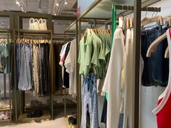 -URBAN REVIVO(北京斯普瑞斯奥特莱斯店)